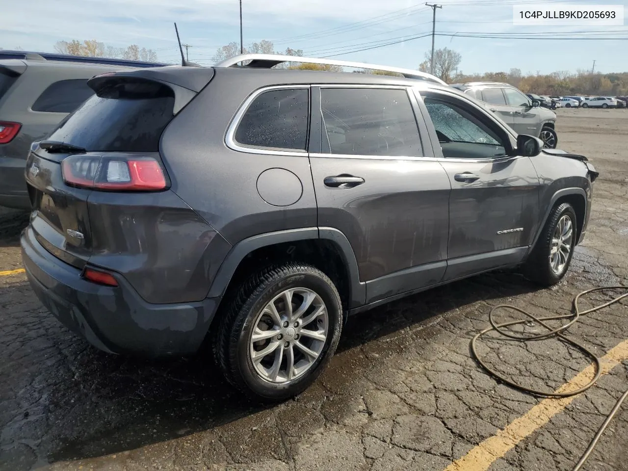 2019 Jeep Cherokee Latitude Plus VIN: 1C4PJLLB9KD205693 Lot: 76893424