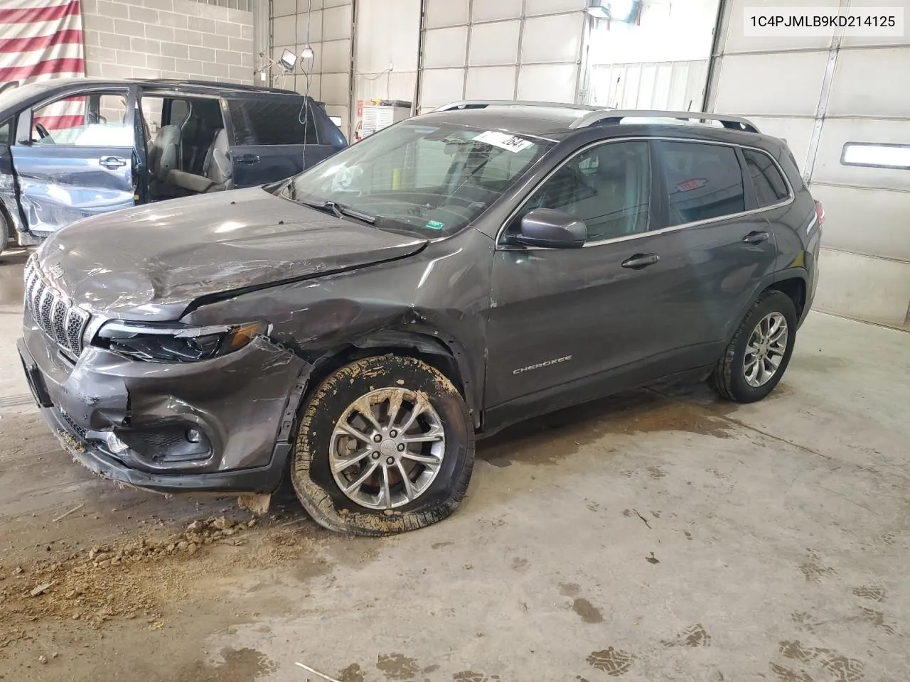 2019 Jeep Cherokee Latitude Plus VIN: 1C4PJMLB9KD214125 Lot: 77581264