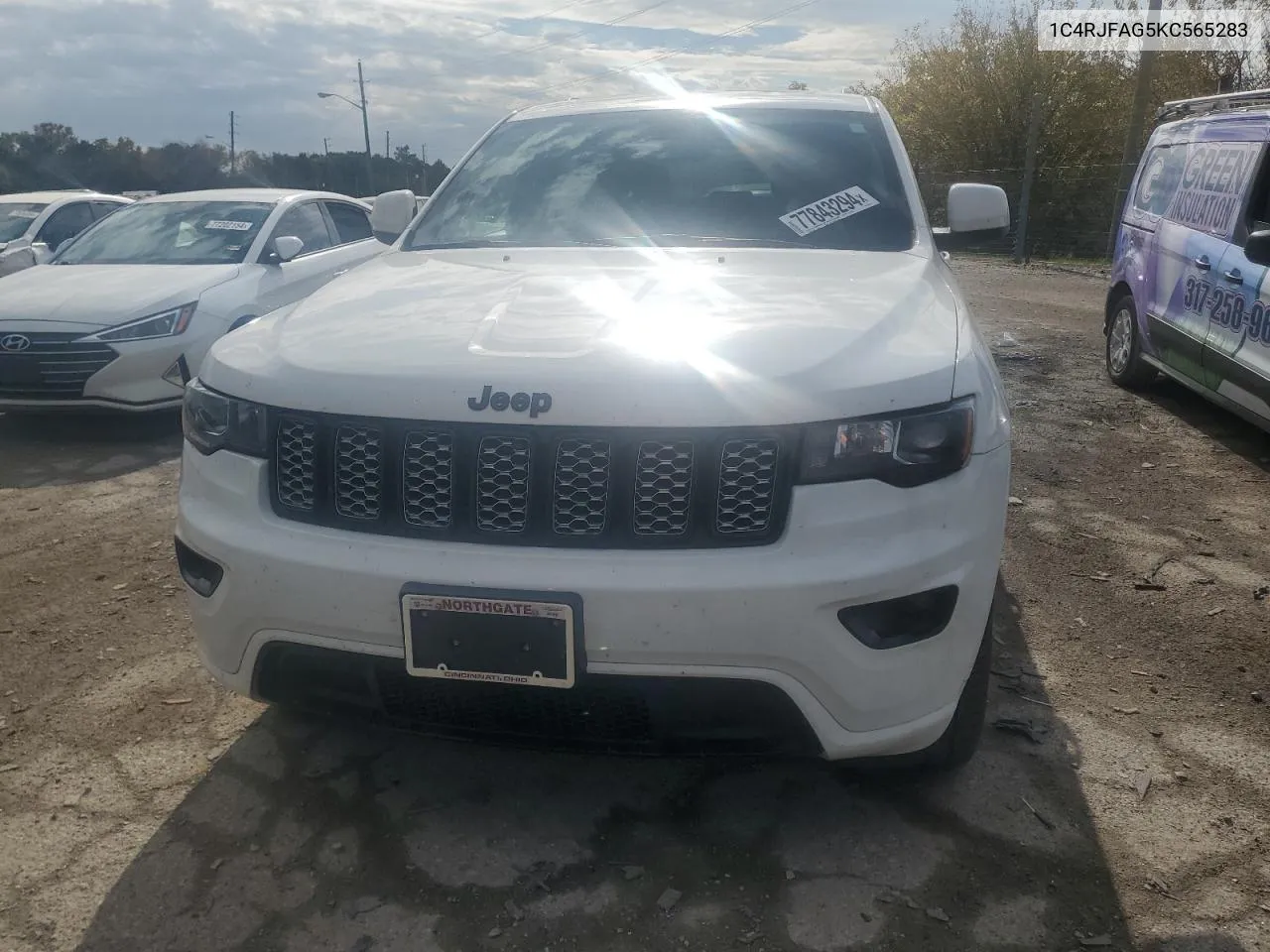 2019 Jeep Grand Cherokee Laredo VIN: 1C4RJFAG5KC565283 Lot: 77843294