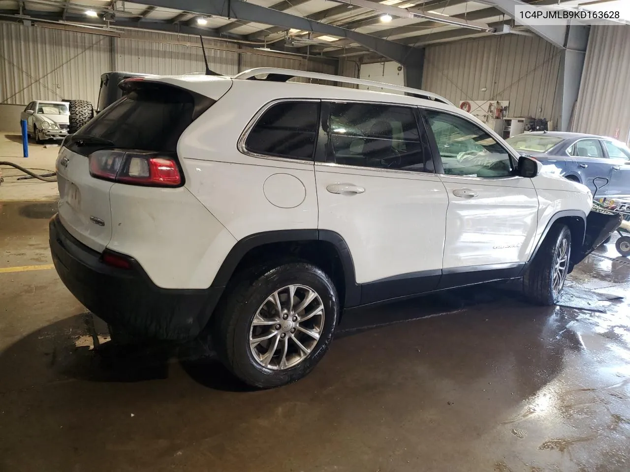 2019 Jeep Cherokee Latitude Plus VIN: 1C4PJMLB9KD163628 Lot: 78399314