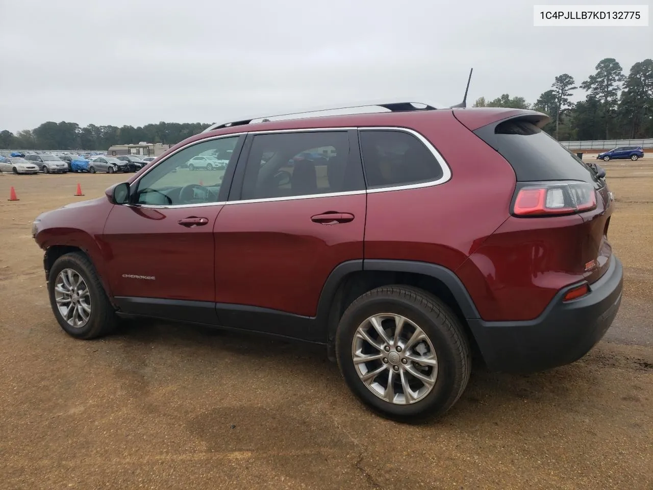 2019 Jeep Cherokee Latitude Plus VIN: 1C4PJLLB7KD132775 Lot: 79215014