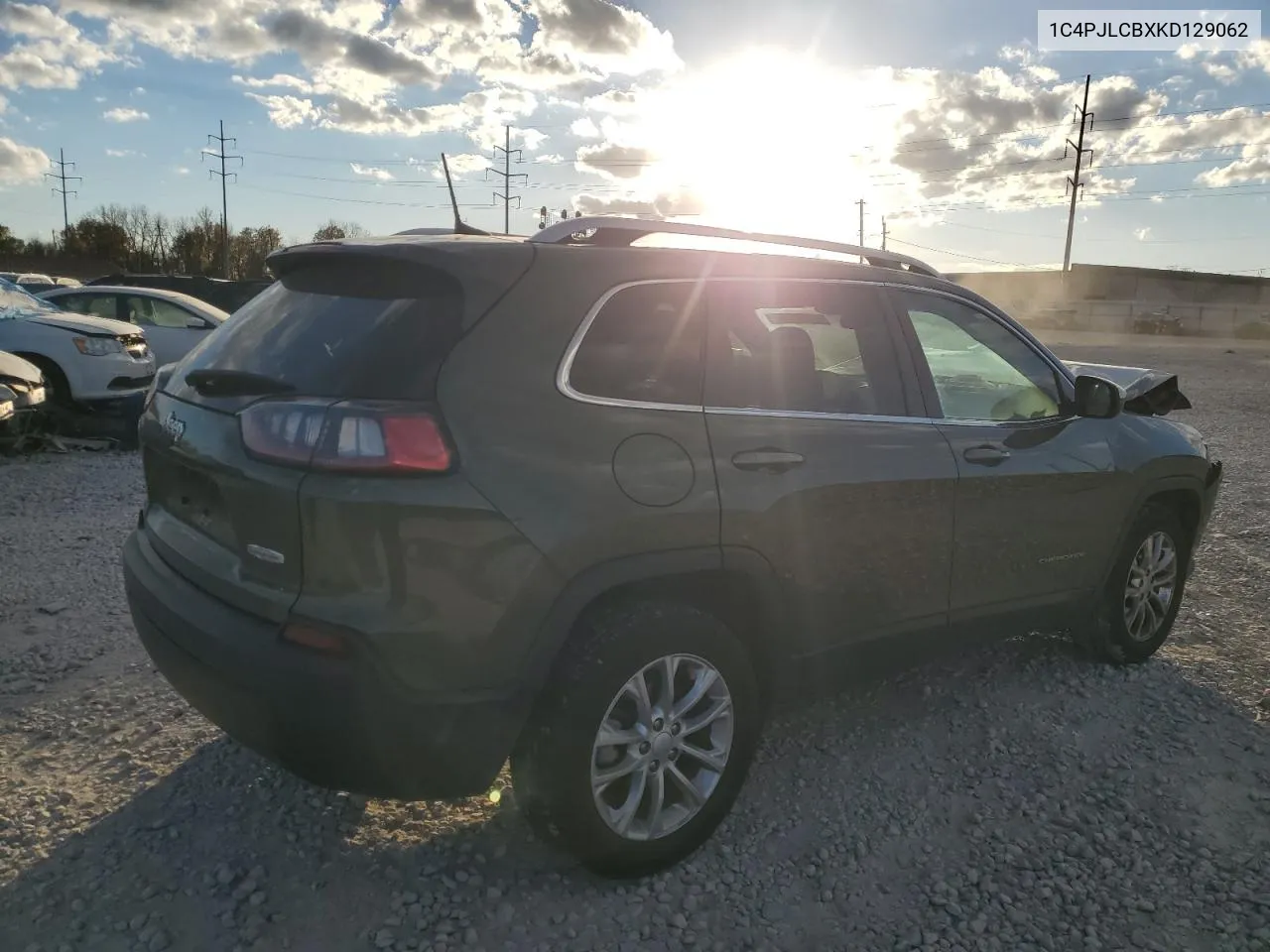 2019 Jeep Cherokee Latitude VIN: 1C4PJLCBXKD129062 Lot: 79347154