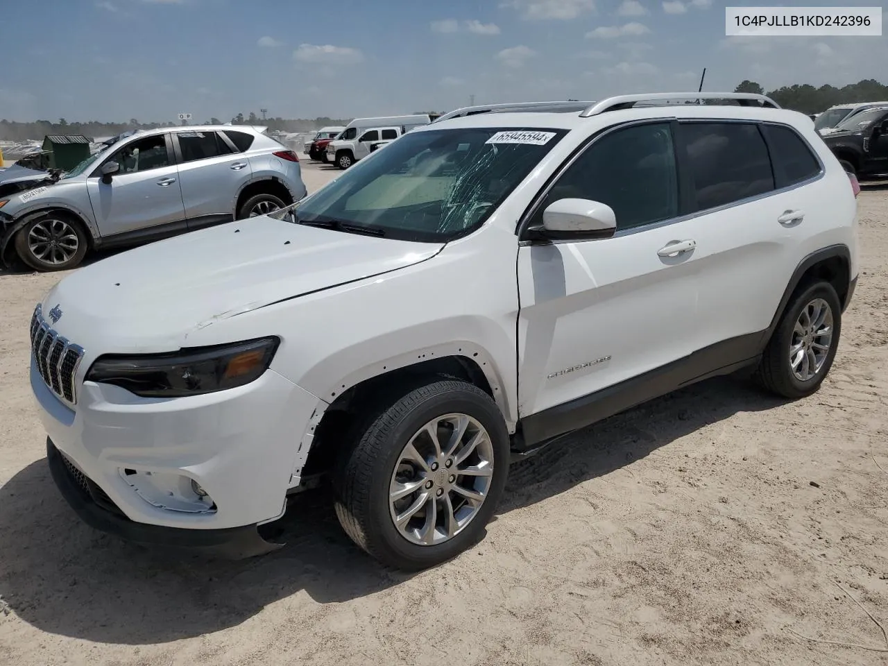 2019 Jeep Cherokee Latitude Plus VIN: 1C4PJLLB1KD242396 Lot: 79710904