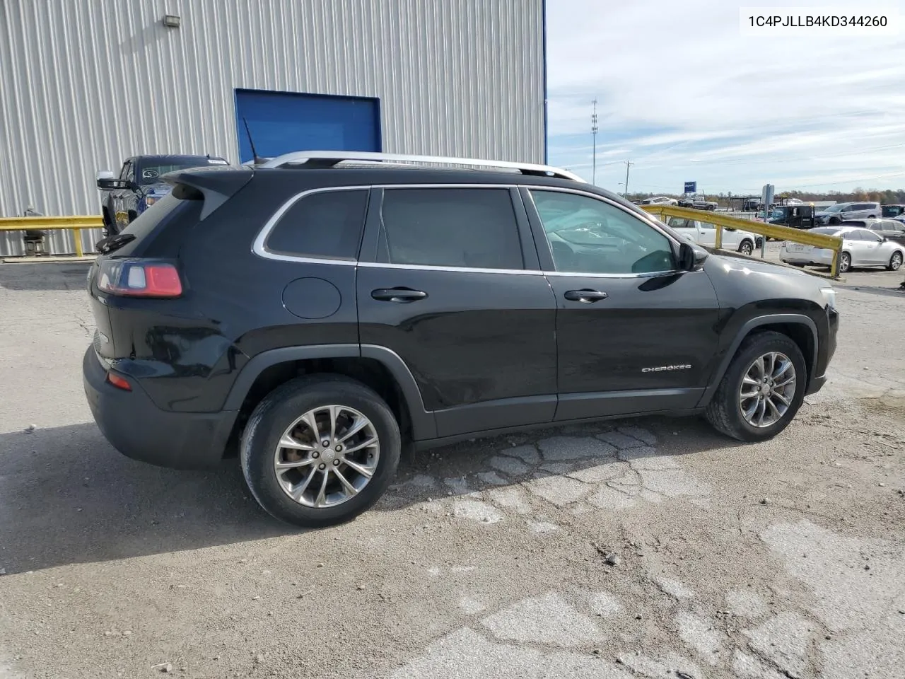 2019 Jeep Cherokee Latitude Plus VIN: 1C4PJLLB4KD344260 Lot: 79844074