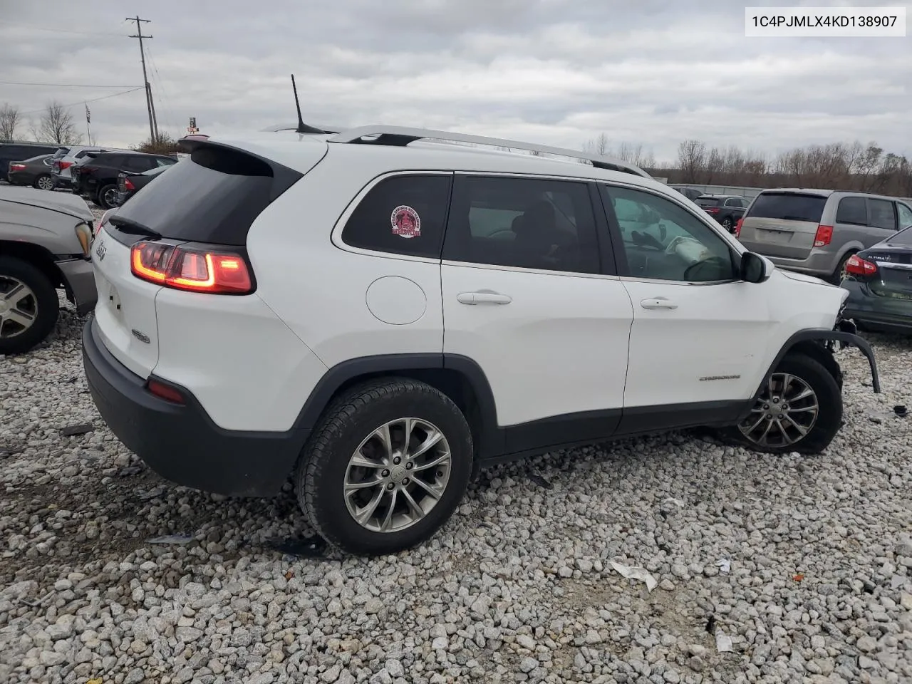 2019 Jeep Cherokee Latitude Plus VIN: 1C4PJMLX4KD138907 Lot: 79851434