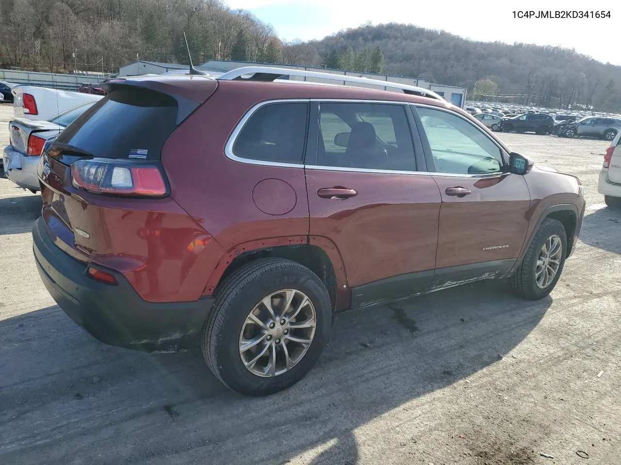 2019 Jeep Cherokee Latitude Plus VIN: 1C4PJMLB2KD341654 Lot: 80462904