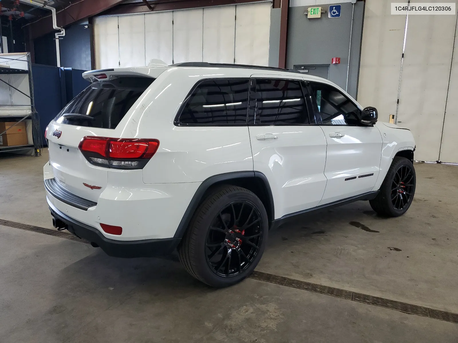 1C4RJFLG4LC120306 2020 Jeep Grand Cherokee Trailhawk