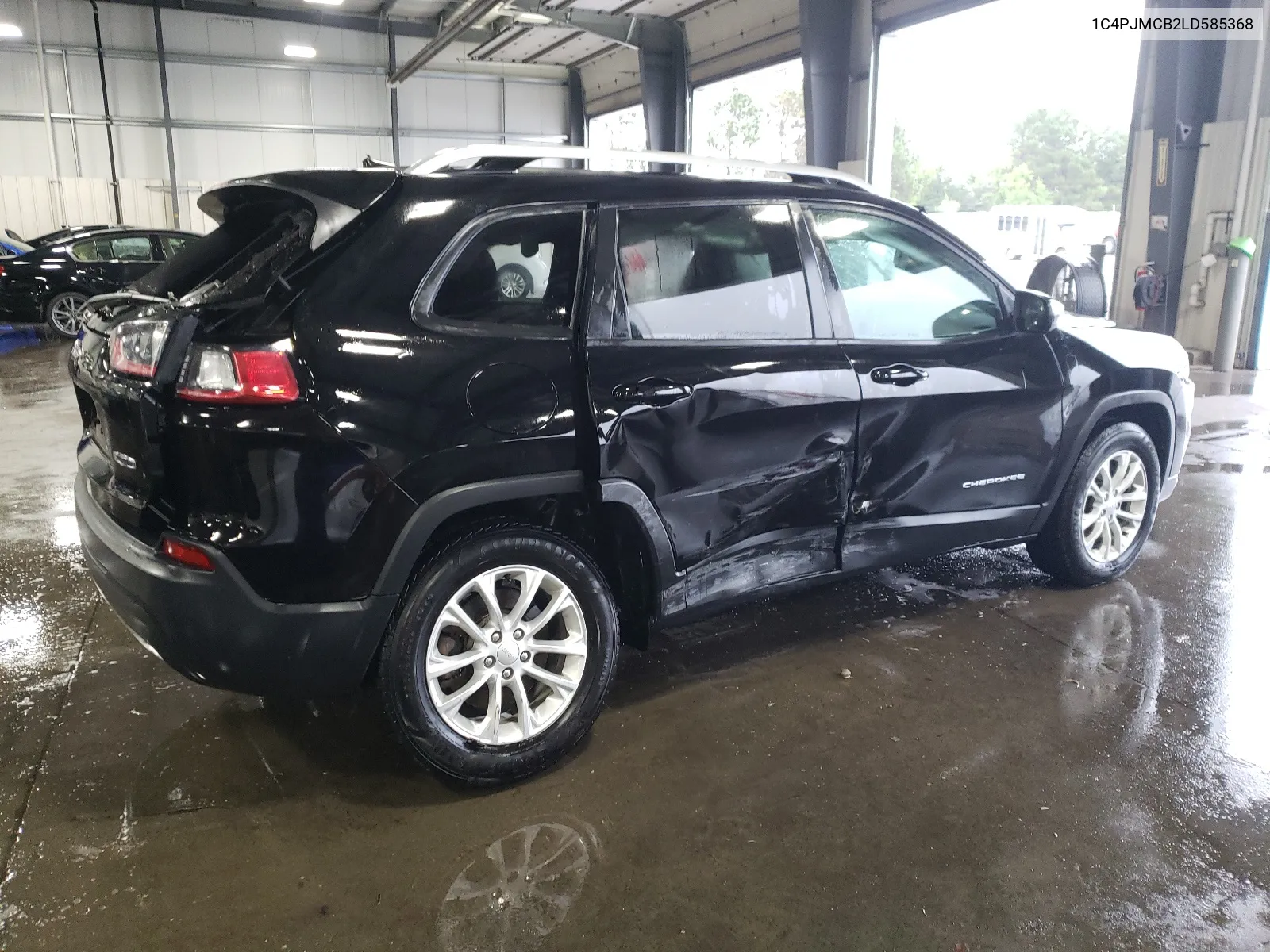 1C4PJMCB2LD585368 2020 Jeep Cherokee Latitude