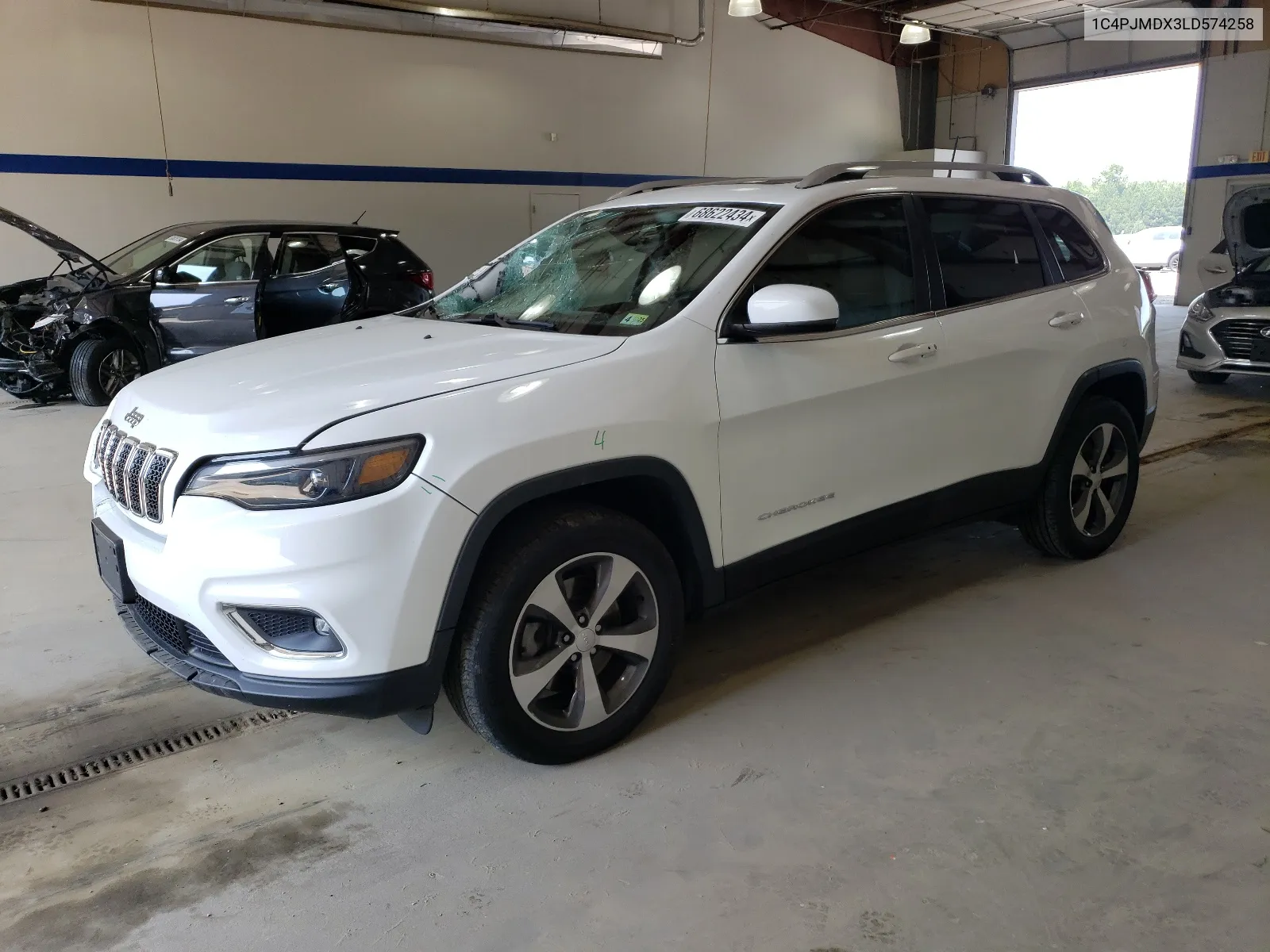 2020 Jeep Cherokee Limited VIN: 1C4PJMDX3LD574258 Lot: 68622434