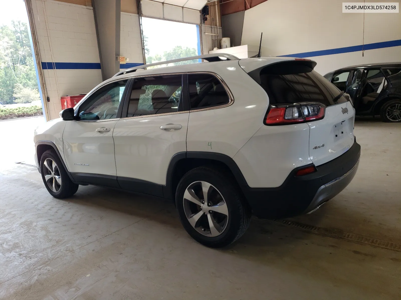 2020 Jeep Cherokee Limited VIN: 1C4PJMDX3LD574258 Lot: 68622434