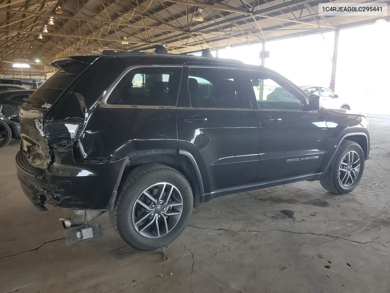 1C4RJEAG0LC295441 2020 Jeep Grand Cherokee Laredo