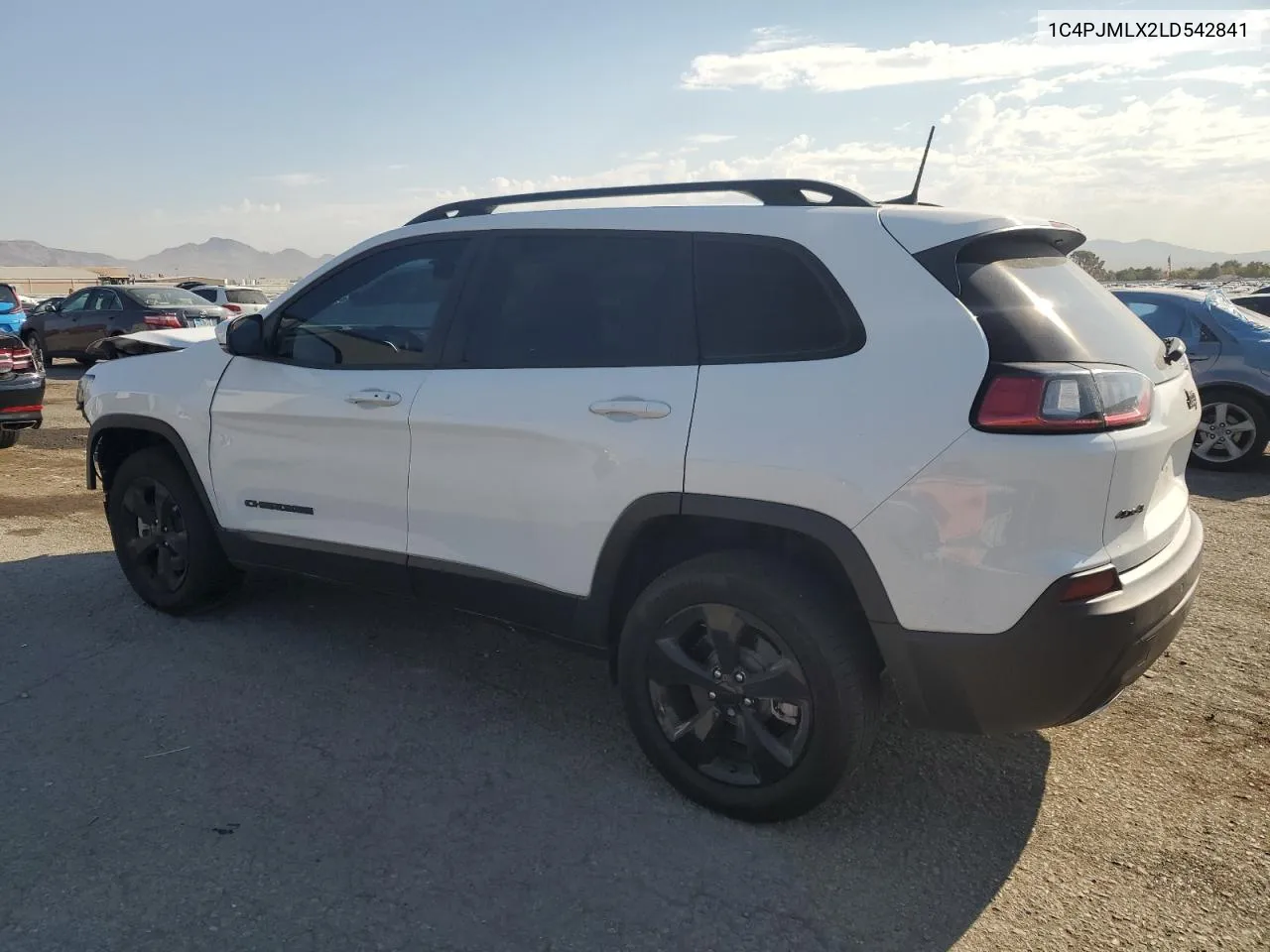 2020 Jeep Cherokee Latitude Plus VIN: 1C4PJMLX2LD542841 Lot: 70867854