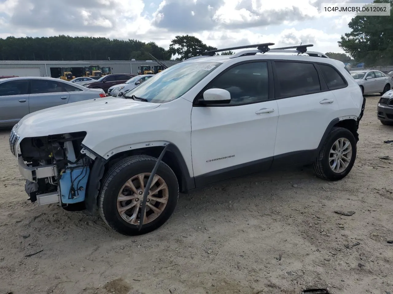 2020 Jeep Cherokee Latitude VIN: 1C4PJMCB5LD612062 Lot: 72138704