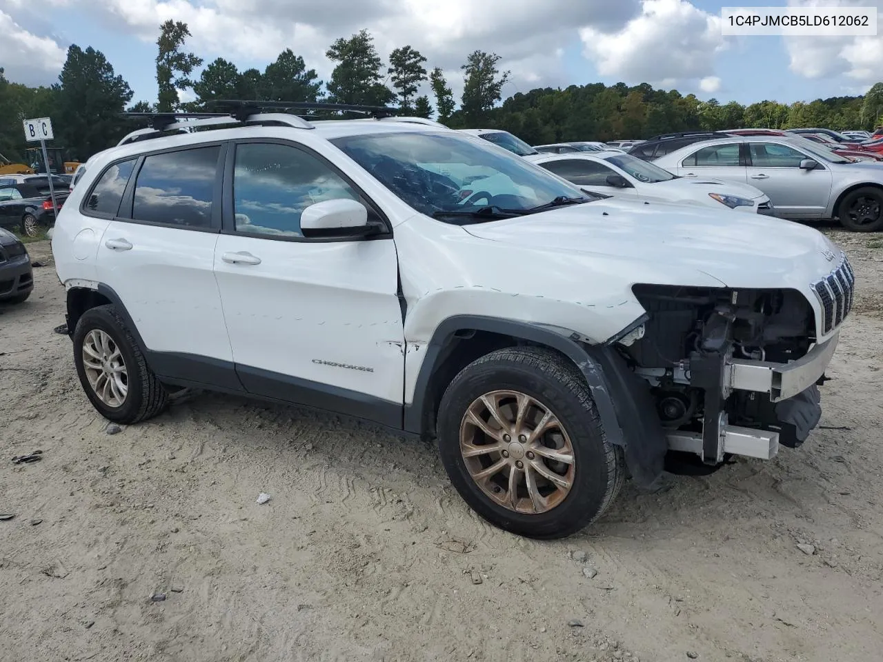 2020 Jeep Cherokee Latitude VIN: 1C4PJMCB5LD612062 Lot: 72138704