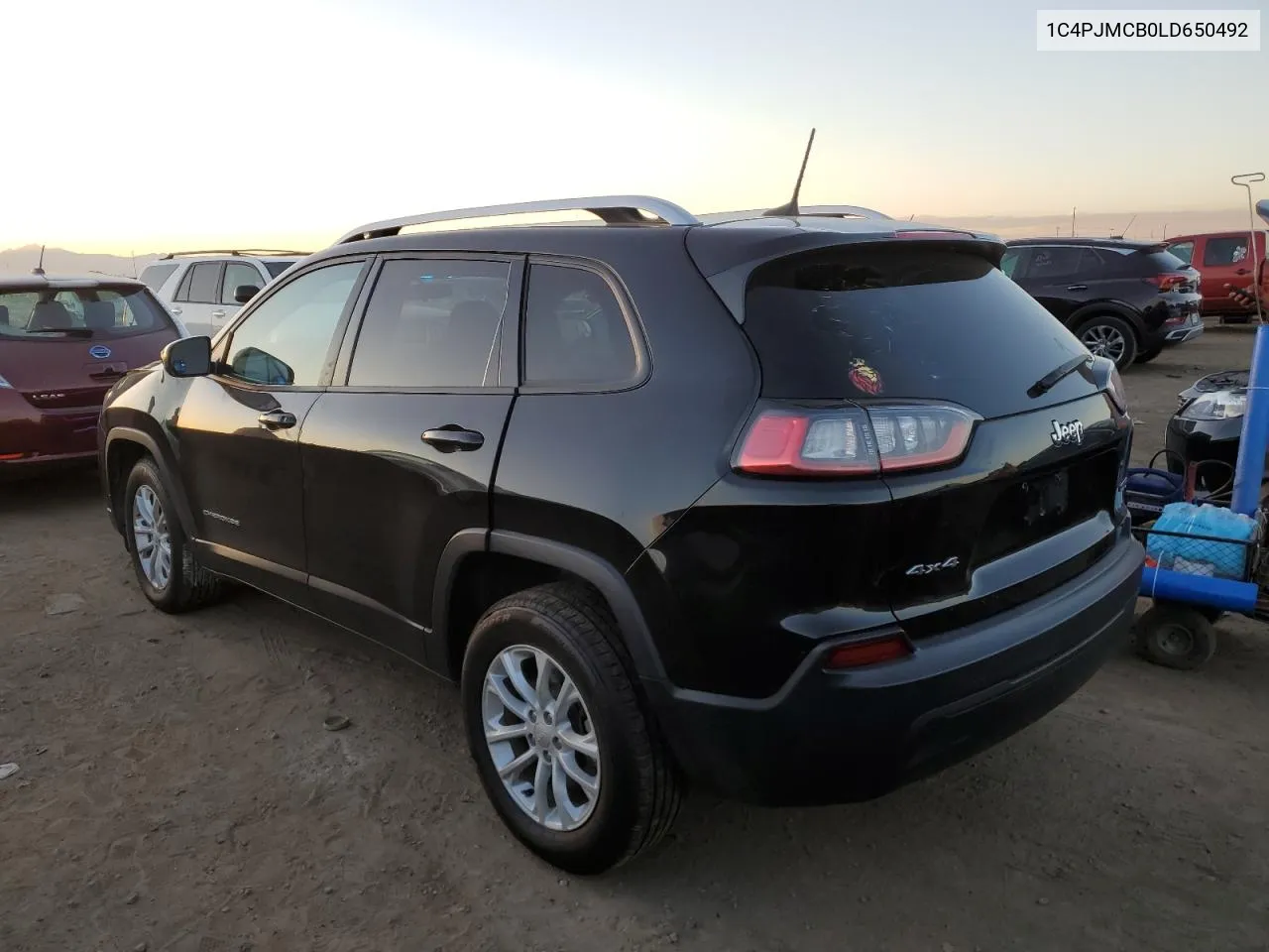 2020 Jeep Cherokee Latitude VIN: 1C4PJMCB0LD650492 Lot: 72386924