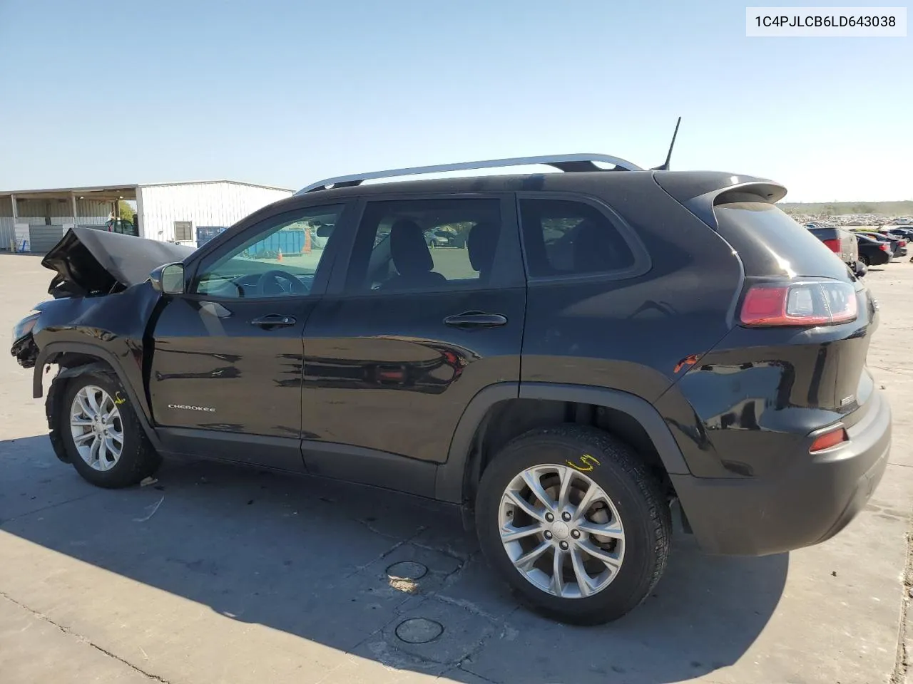 2020 Jeep Cherokee Latitude VIN: 1C4PJLCB6LD643038 Lot: 72421704