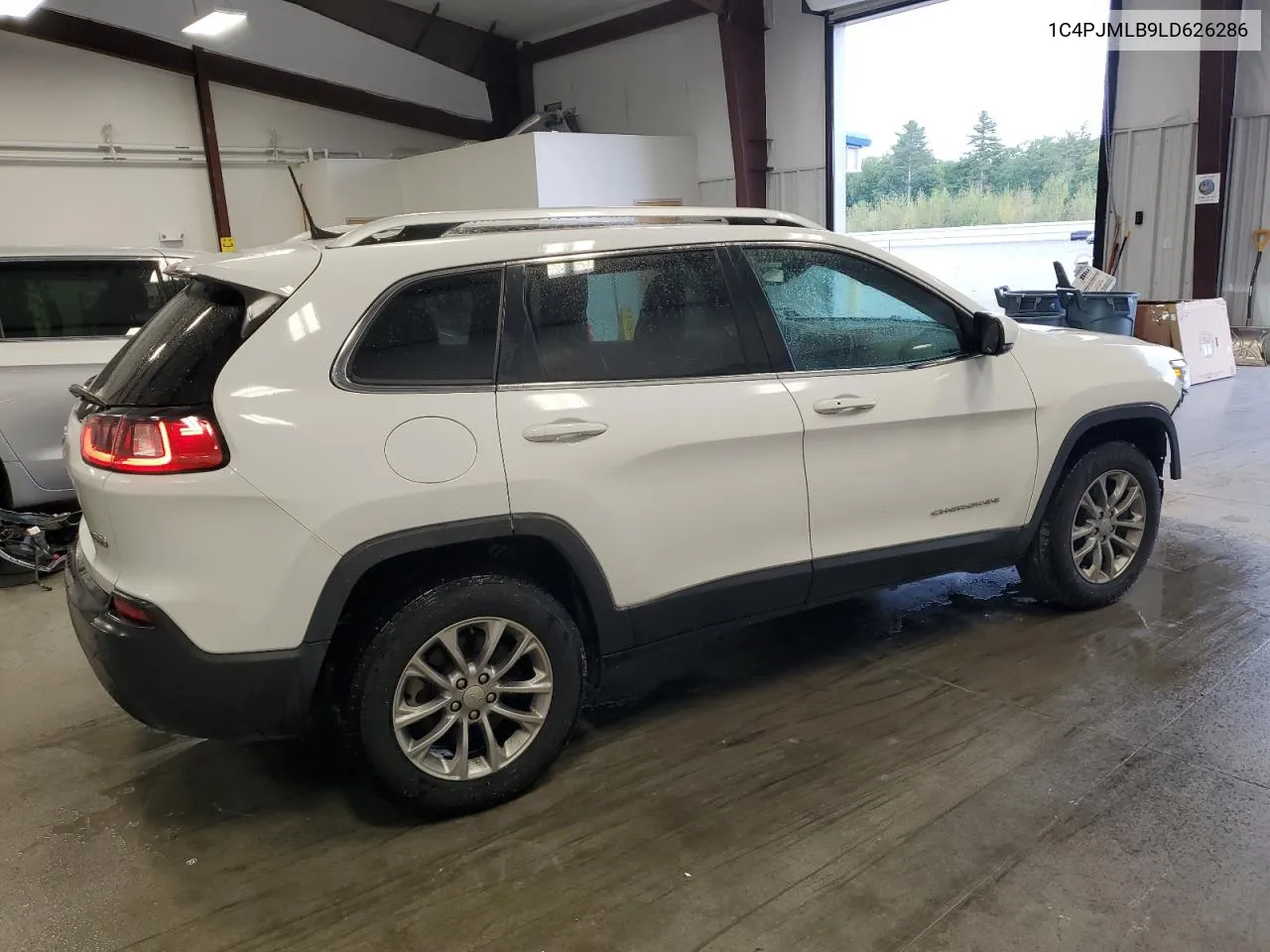 2020 Jeep Cherokee Latitude Plus VIN: 1C4PJMLB9LD626286 Lot: 72977634