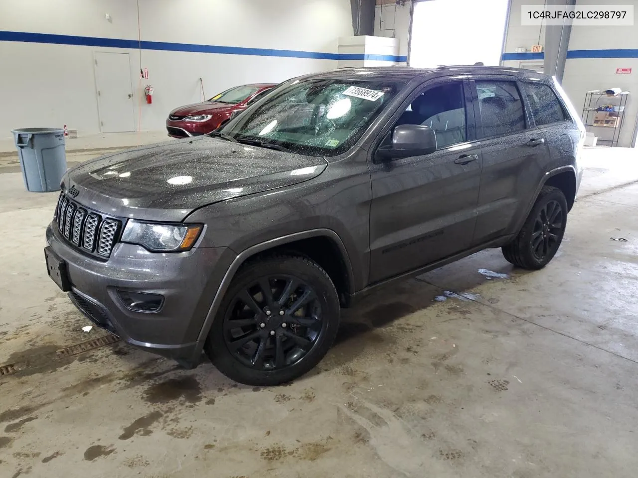 1C4RJFAG2LC298797 2020 Jeep Grand Cherokee Laredo