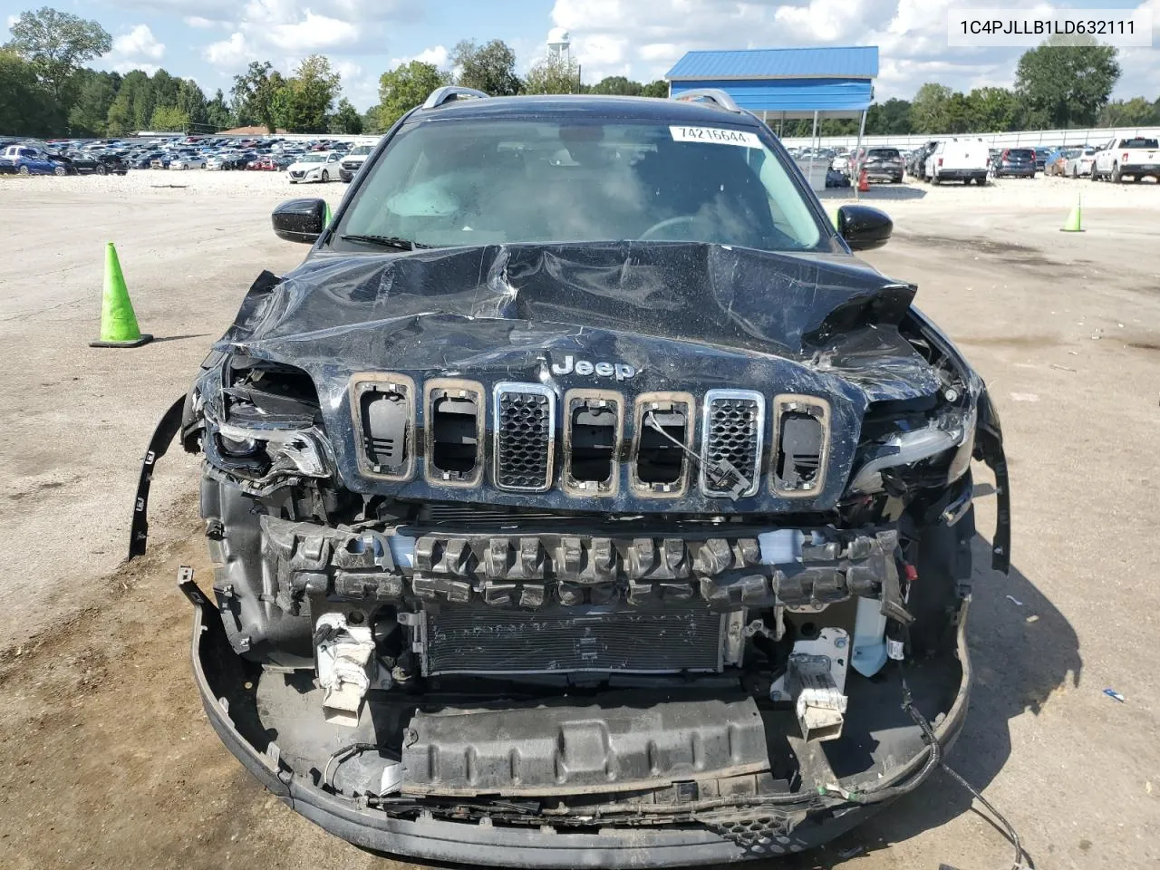 2020 Jeep Cherokee Latitude Plus VIN: 1C4PJLLB1LD632111 Lot: 74216644