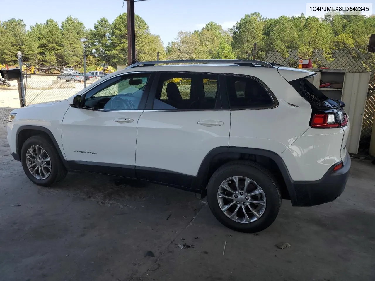 2020 Jeep Cherokee Latitude Plus VIN: 1C4PJMLX8LD642345 Lot: 75131584