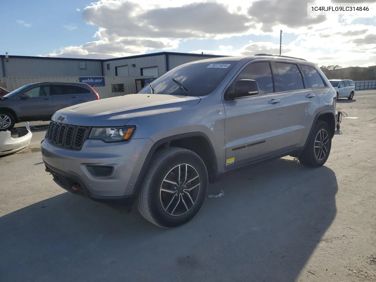 1C4RJFLG9LC314846 2020 Jeep Grand Cherokee Trailhawk