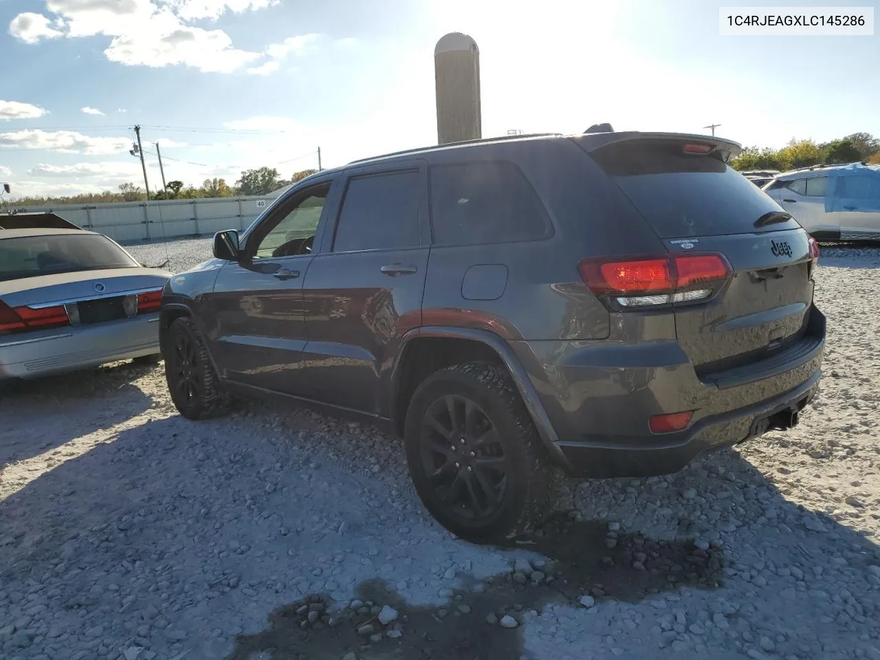 1C4RJEAGXLC145286 2020 Jeep Grand Cherokee Laredo