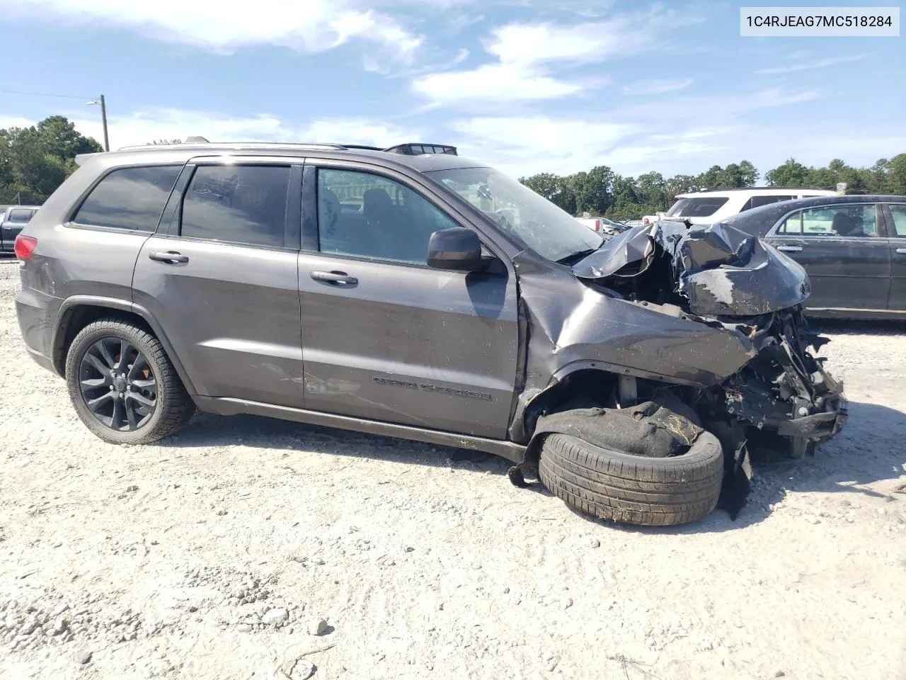 1C4RJEAG7MC518284 2021 Jeep Grand Cherokee Laredo