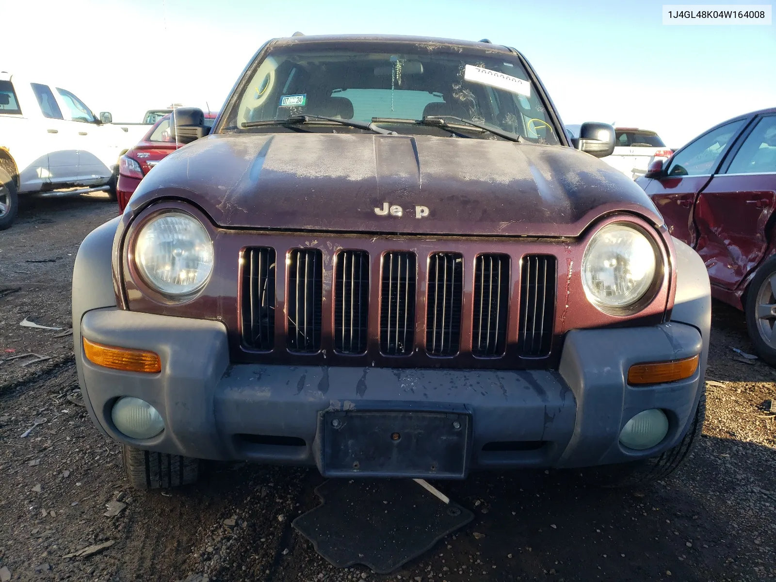 1J4GL48K04W164008 2004 Jeep Liberty Sport