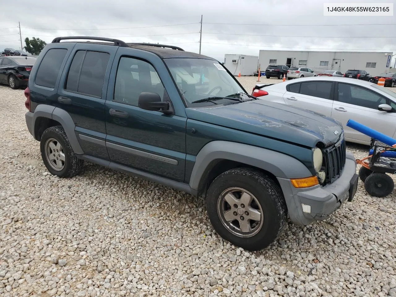 2005 Jeep Liberty Sport VIN: 1J4GK48K55W623165 Lot: 63063664