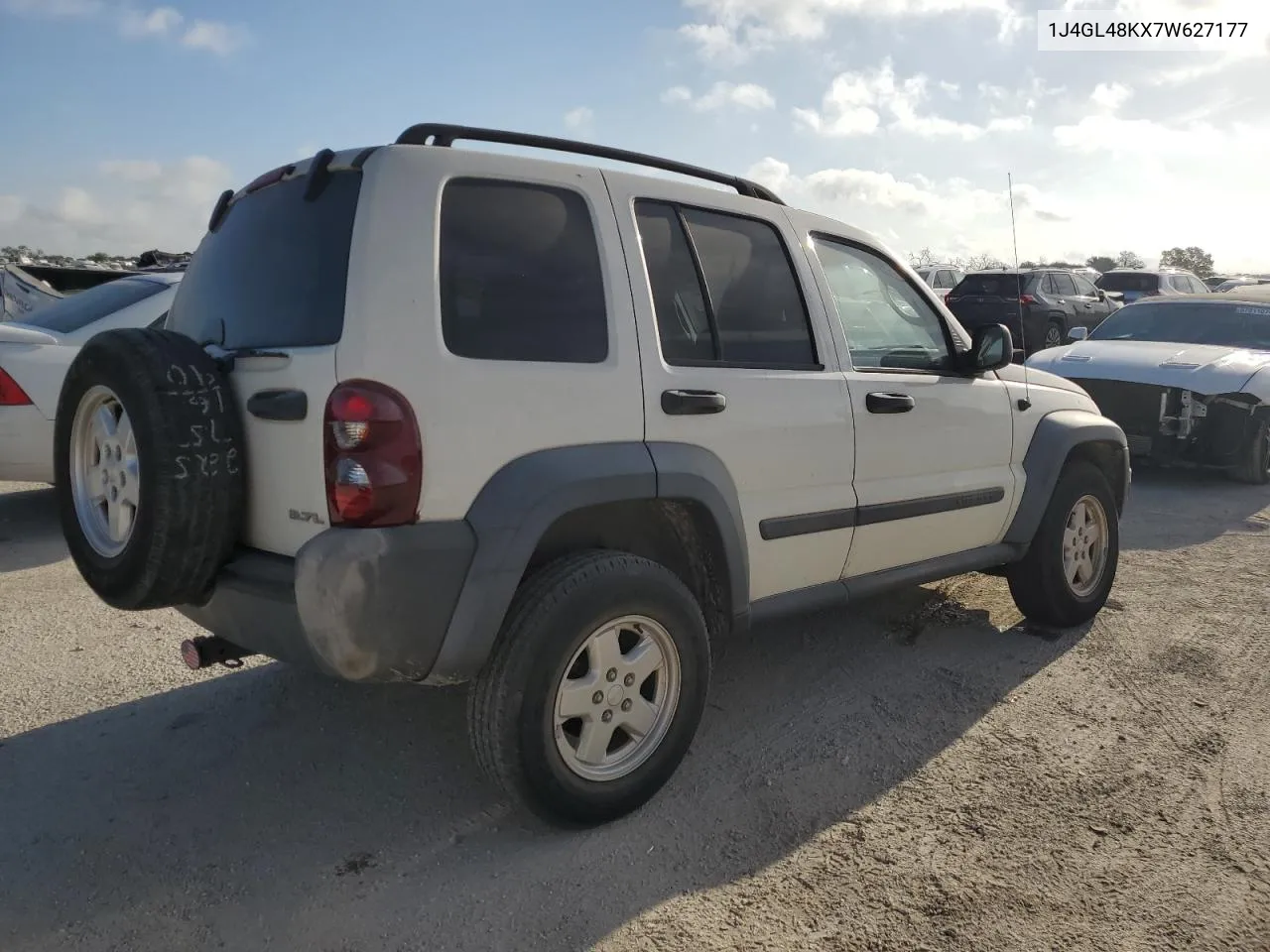 1J4GL48KX7W627177 2007 Jeep Liberty Sport