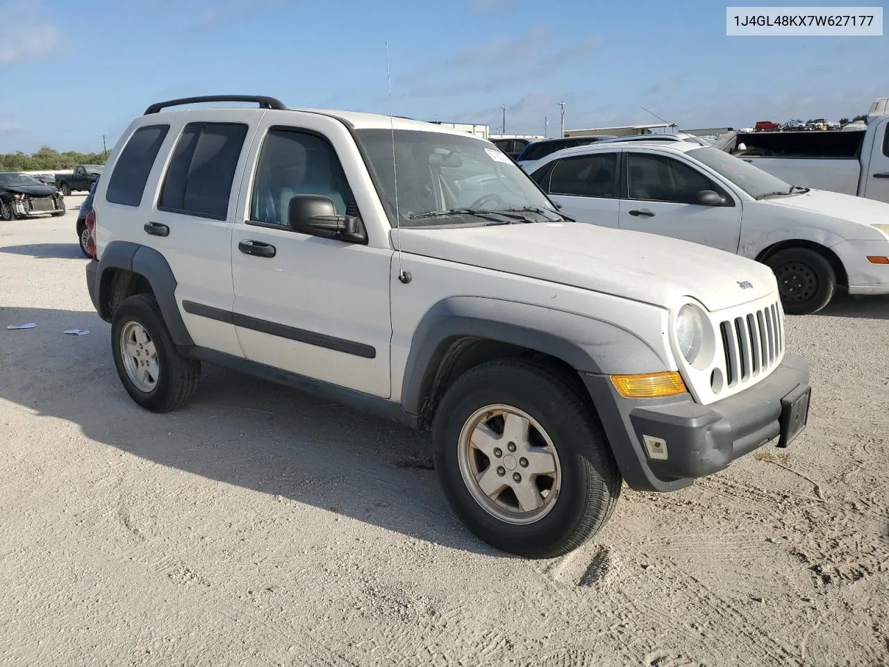 2007 Jeep Liberty Sport VIN: 1J4GL48KX7W627177 Lot: 67720274