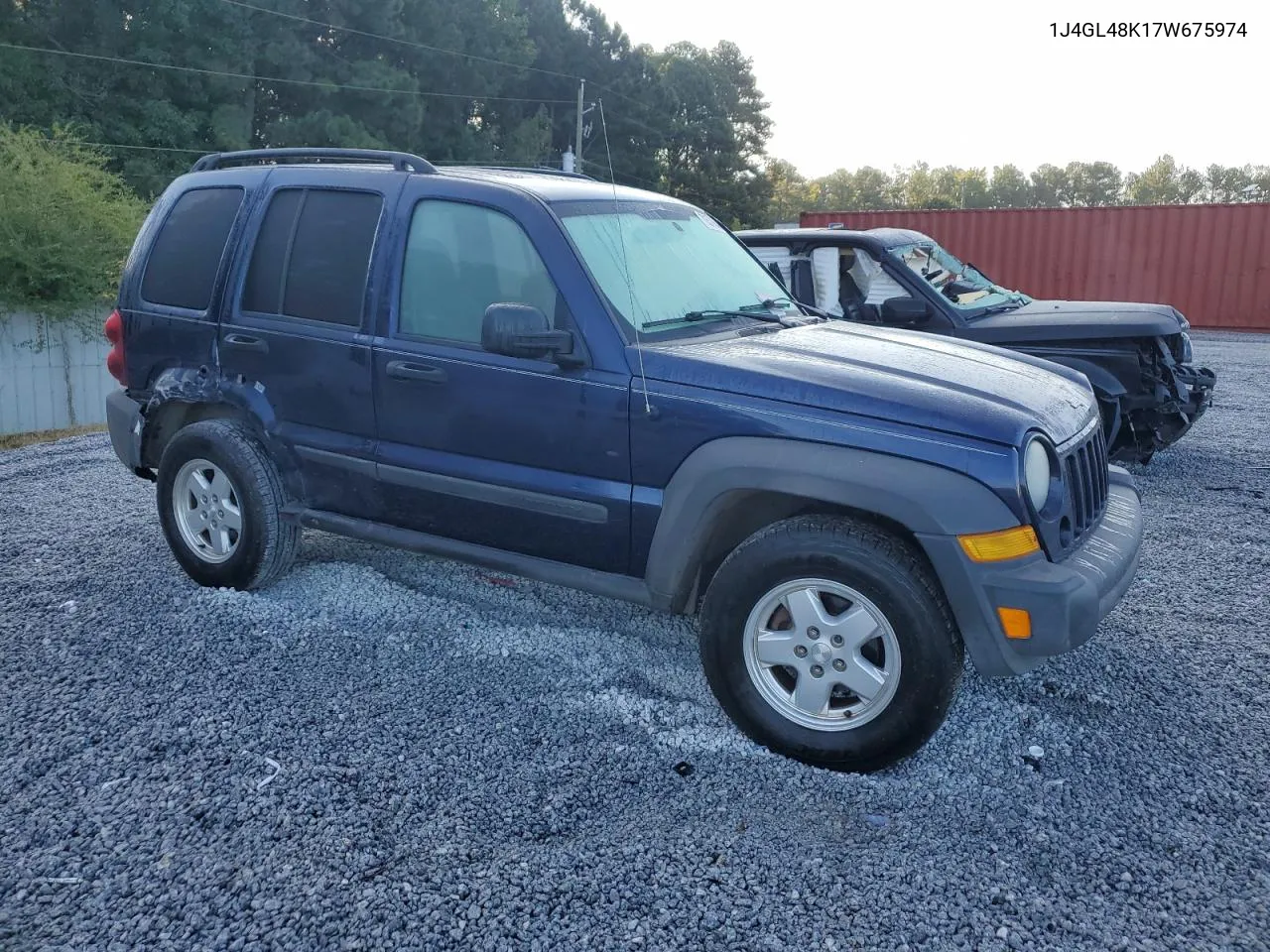 2007 Jeep Liberty Sport VIN: 1J4GL48K17W675974 Lot: 70579844