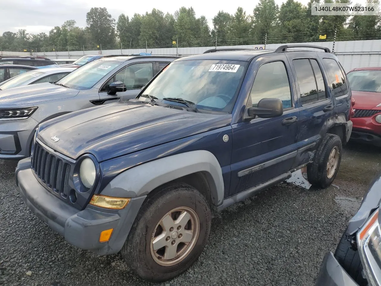 2007 Jeep Liberty Sport VIN: 1J4GL48K07W523166 Lot: 71974964