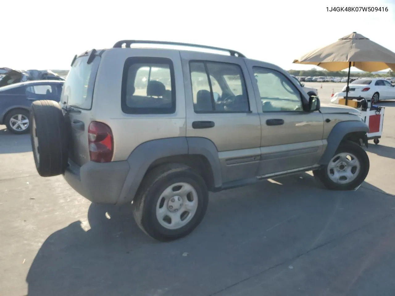 2007 Jeep Liberty Sport VIN: 1J4GK48K07W509416 Lot: 72646444