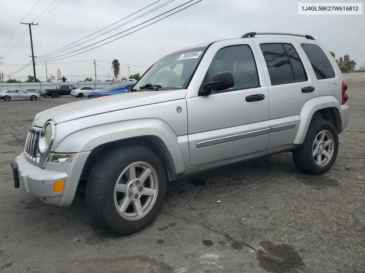 2007 Jeep Liberty Limited VIN: 1J4GL58K27W616812 Lot: 76800994