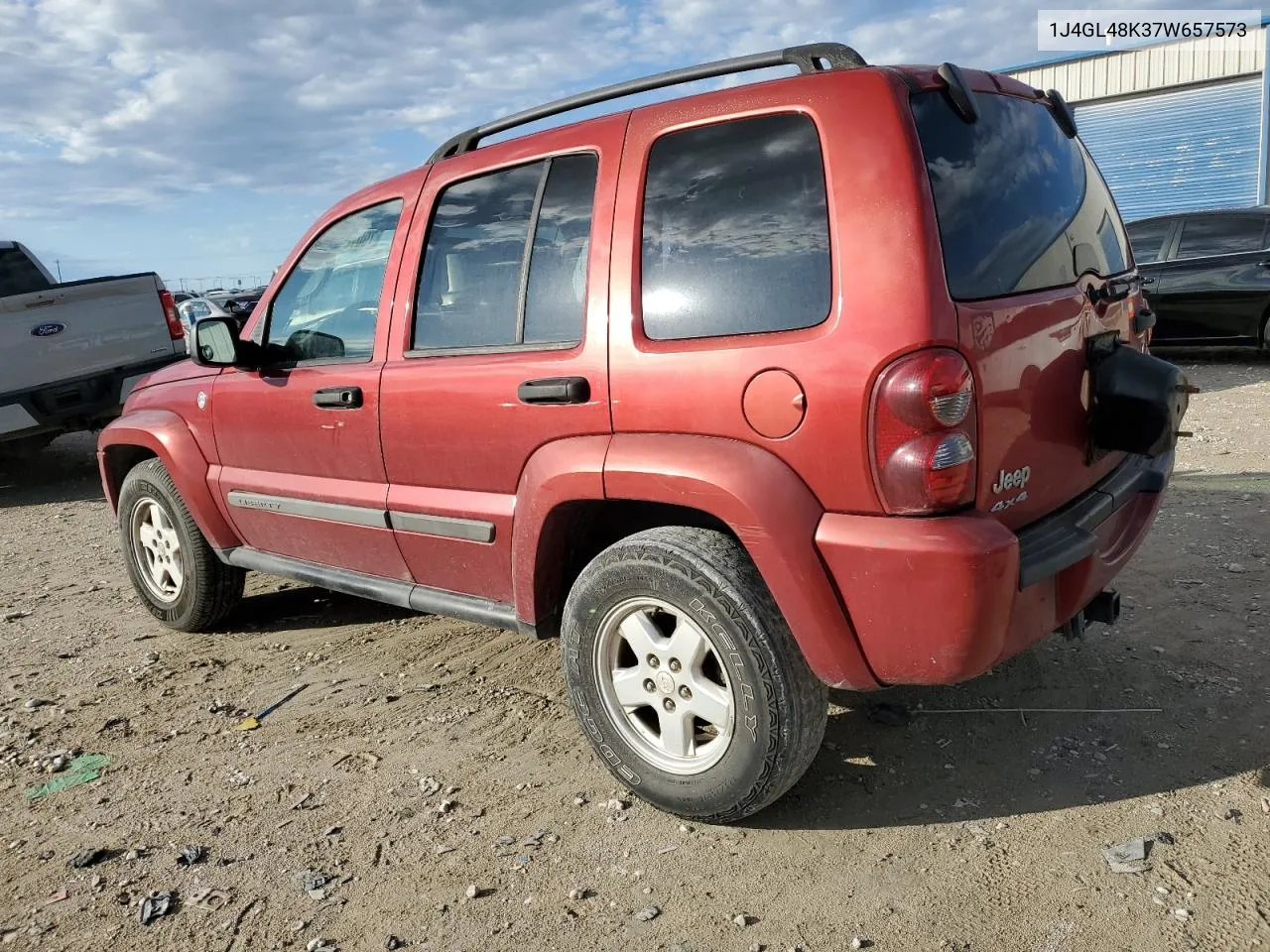 2007 Jeep Liberty Sport VIN: 1J4GL48K37W657573 Lot: 79070364