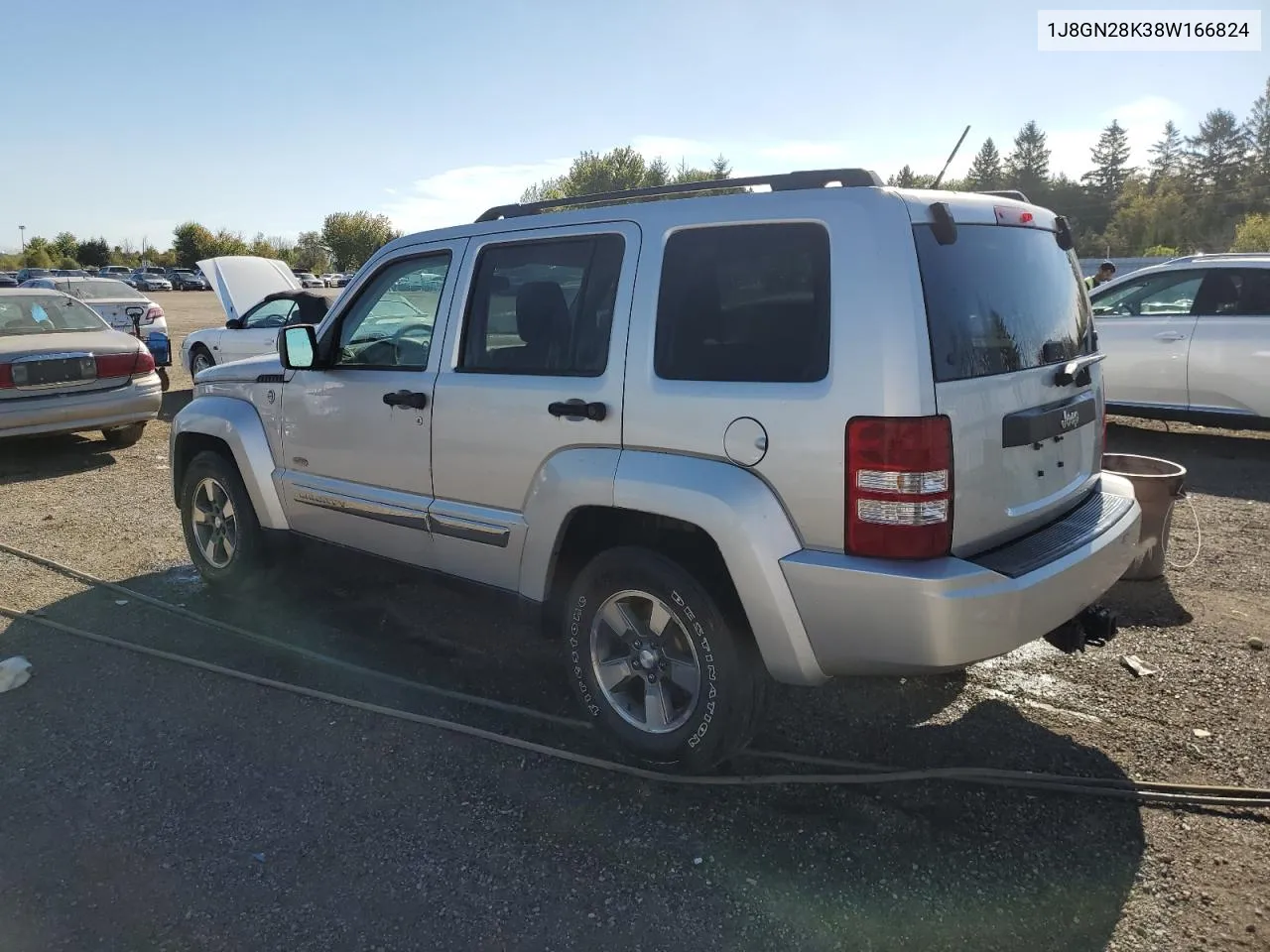 1J8GN28K38W166824 2008 Jeep Liberty Sport