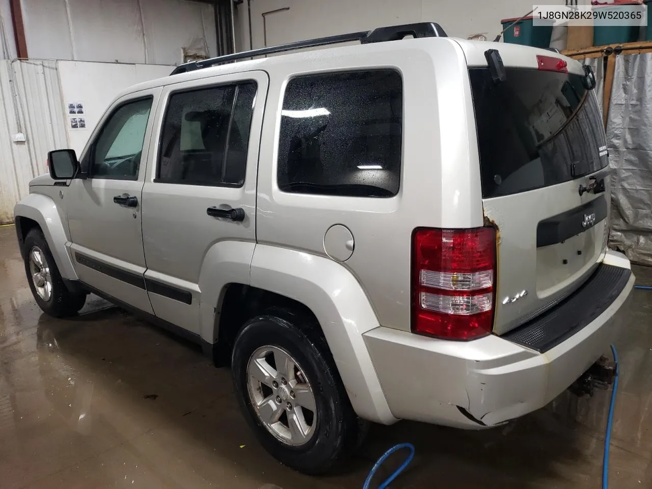 1J8GN28K29W520365 2009 Jeep Liberty Sport