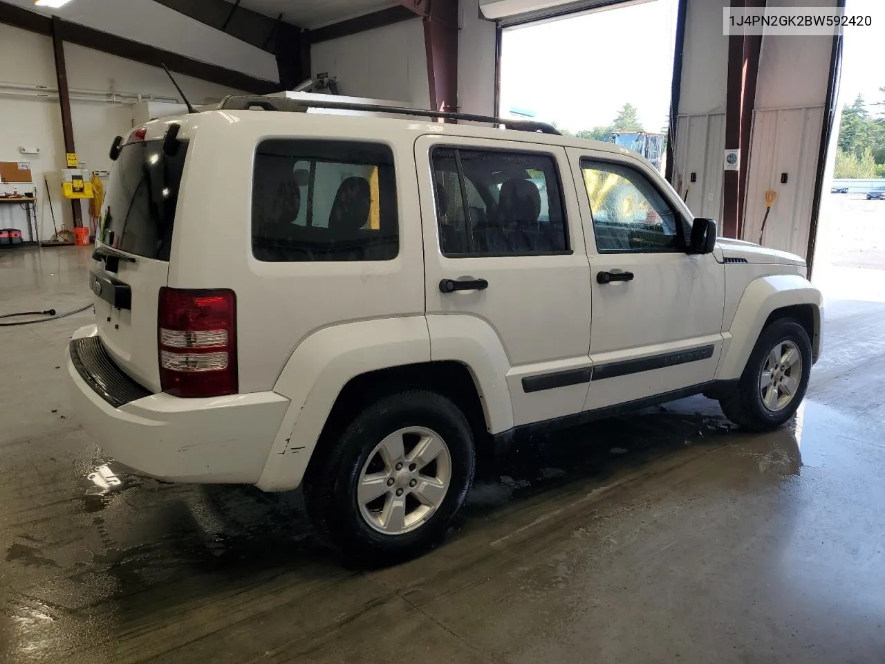 1J4PN2GK2BW592420 2011 Jeep Liberty Sport