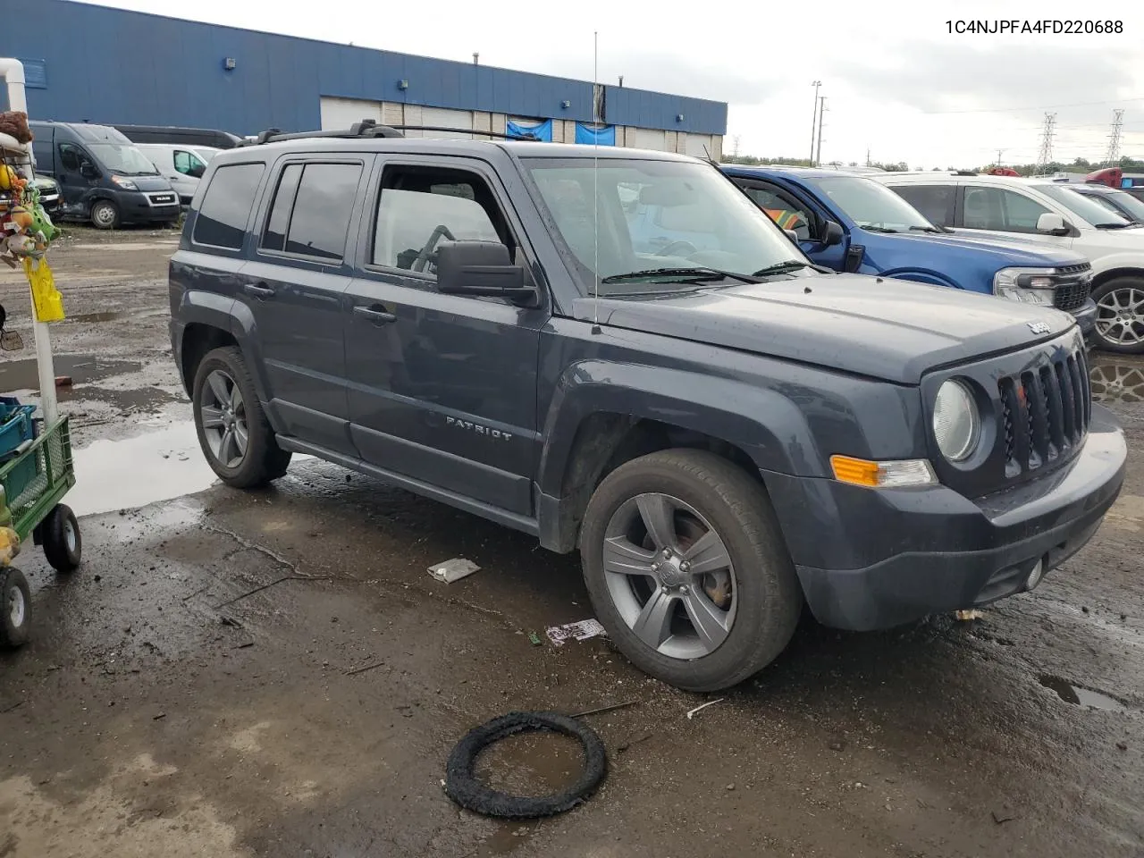 2015 Jeep Patriot Latitude VIN: 1C4NJPFA4FD220688 Lot: 73151074