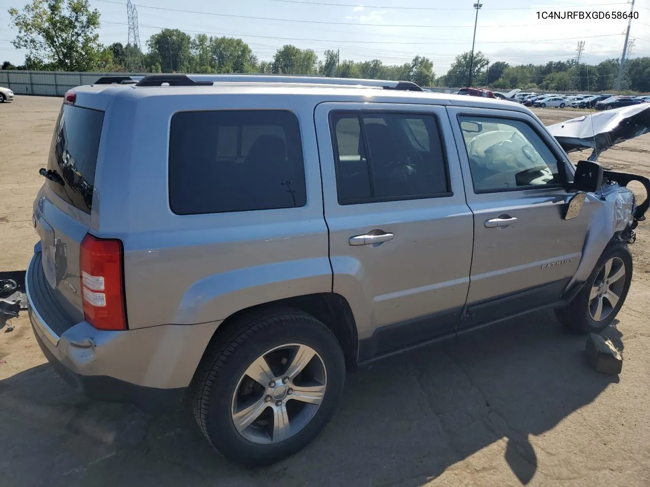 1C4NJRFBXGD658640 2016 Jeep Patriot Latitude