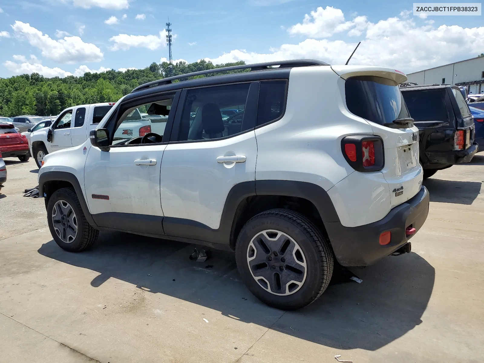 2015 Jeep Renegade Trailhawk VIN: ZACCJBCT1FPB38323 Lot: 60536564