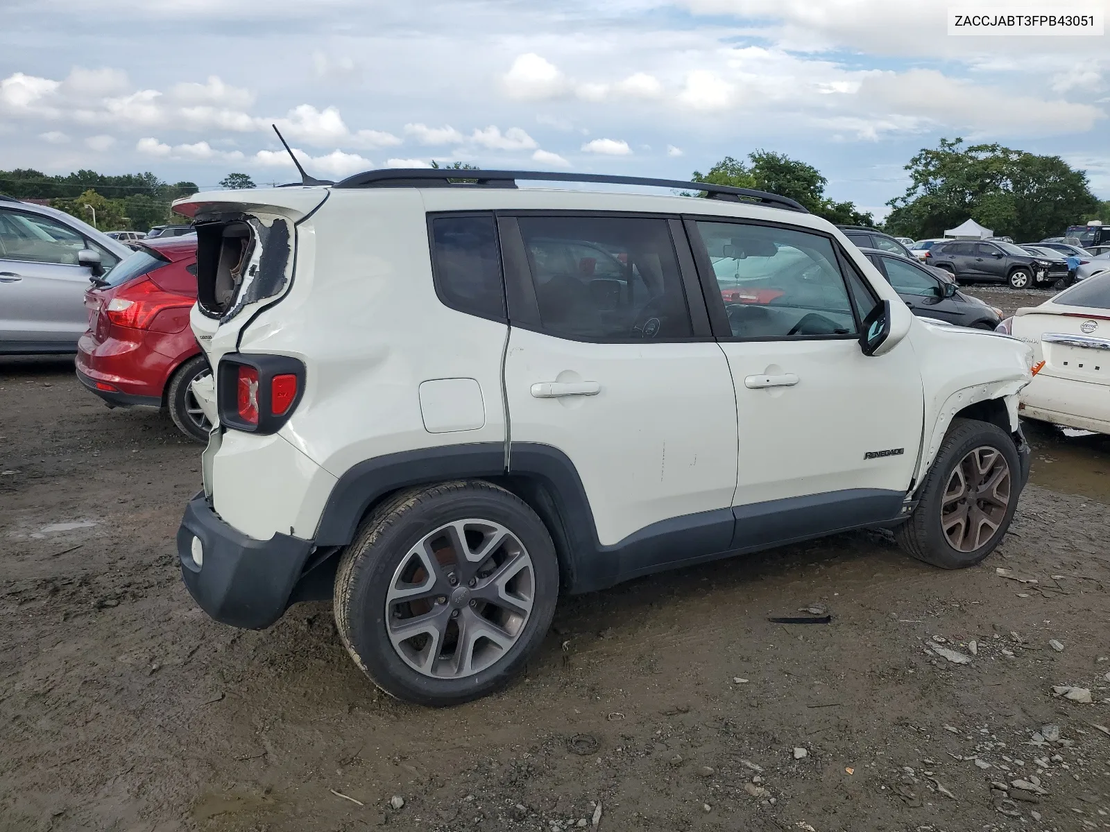 2015 Jeep Renegade Latitude VIN: ZACCJABT3FPB43051 Lot: 63710784