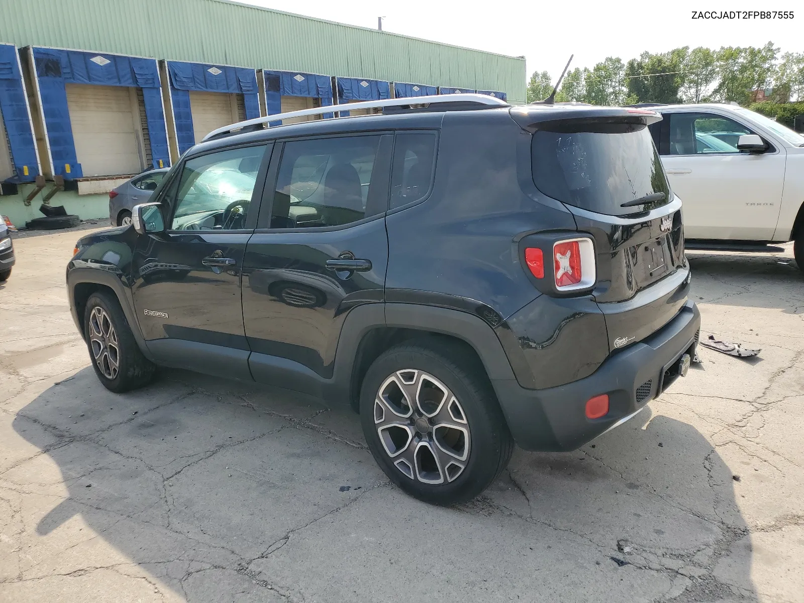 ZACCJADT2FPB87555 2015 Jeep Renegade Limited