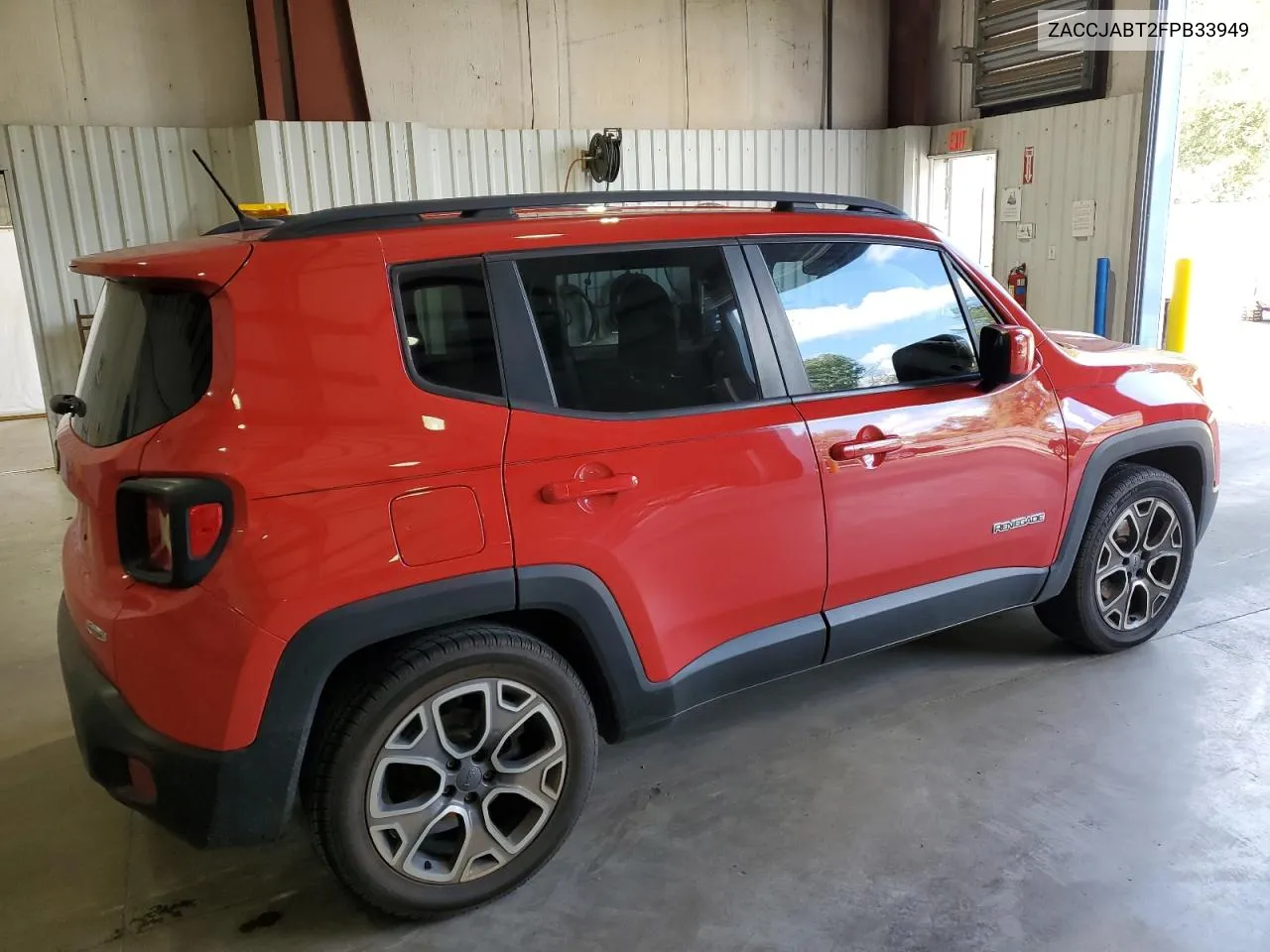 2015 Jeep Renegade Latitude VIN: ZACCJABT2FPB33949 Lot: 71789824