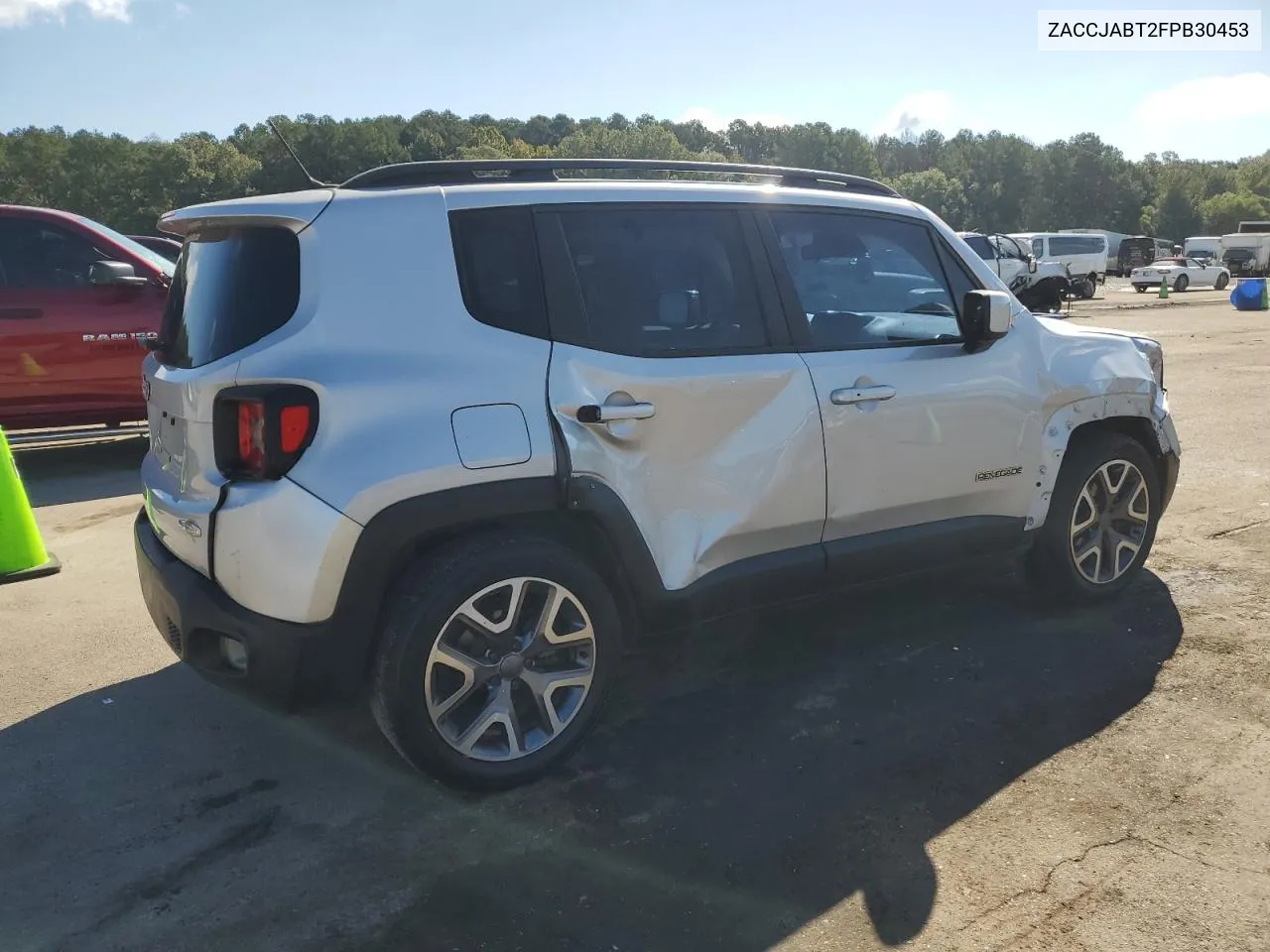 2015 Jeep Renegade Latitude VIN: ZACCJABT2FPB30453 Lot: 73192684