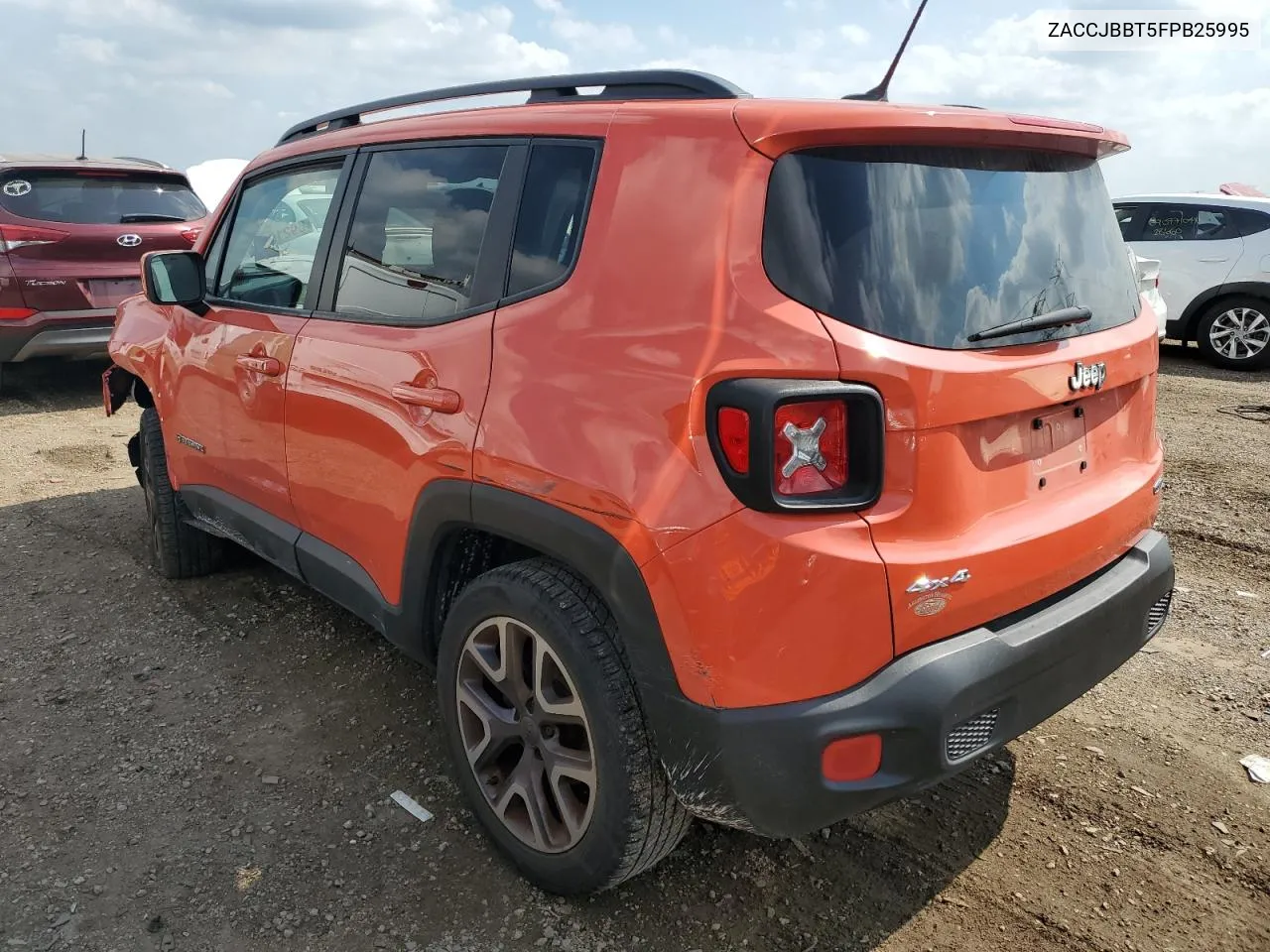 ZACCJBBT5FPB25995 2015 Jeep Renegade Latitude