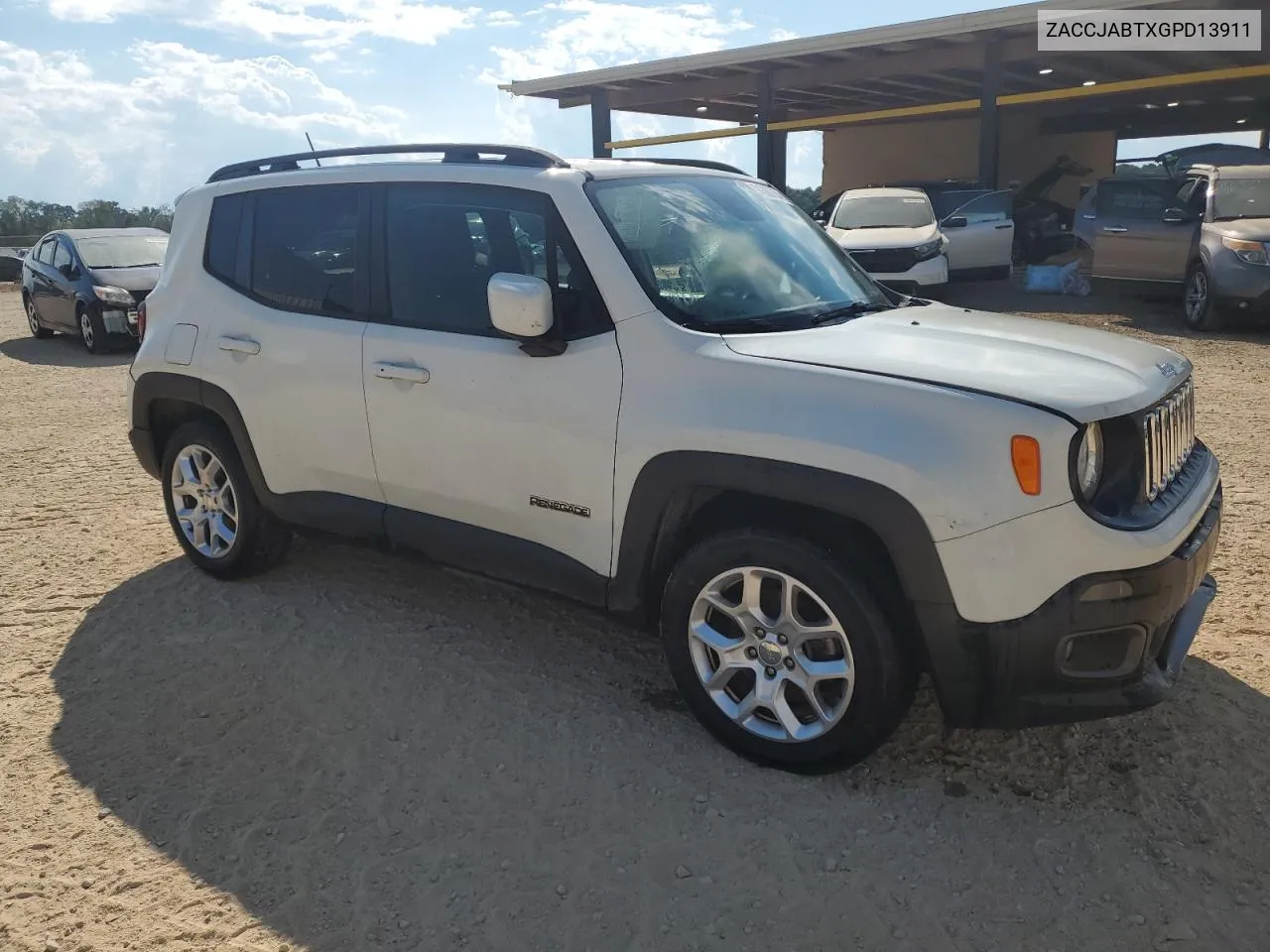 ZACCJABTXGPD13911 2016 Jeep Renegade Latitude