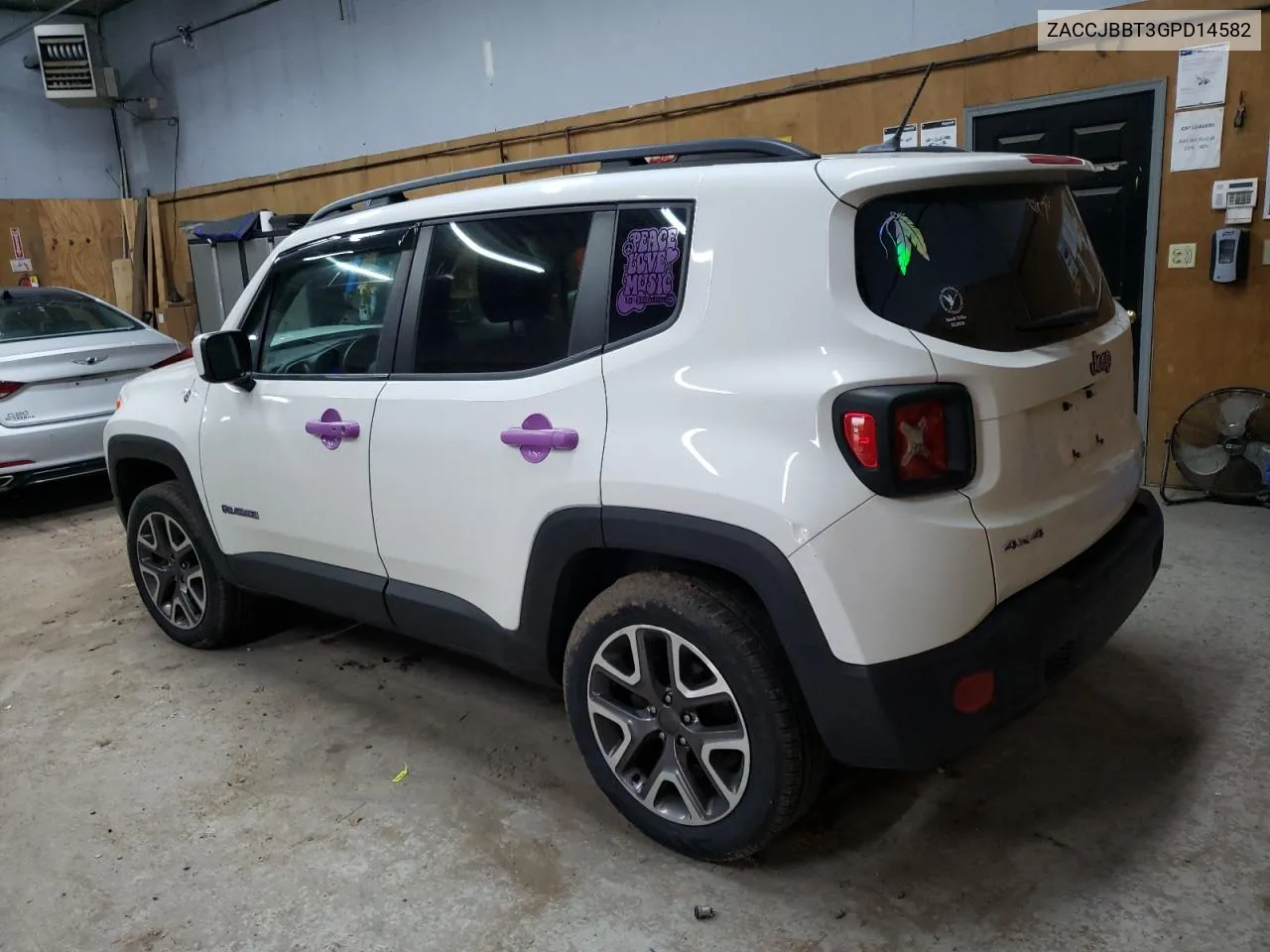 ZACCJBBT3GPD14582 2016 Jeep Renegade Latitude