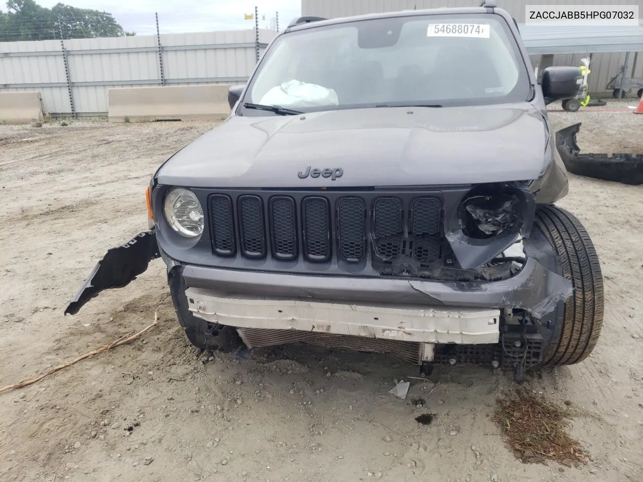 2017 Jeep Renegade Latitude VIN: ZACCJABB5HPG07032 Lot: 54688074